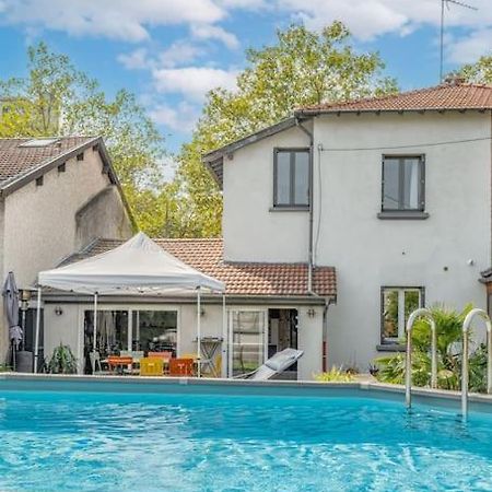 Maison A Lyon Parilly Avec Piscine, Jardin, Parking Prive & Proche Eurexpo Vénissieux エクステリア 写真